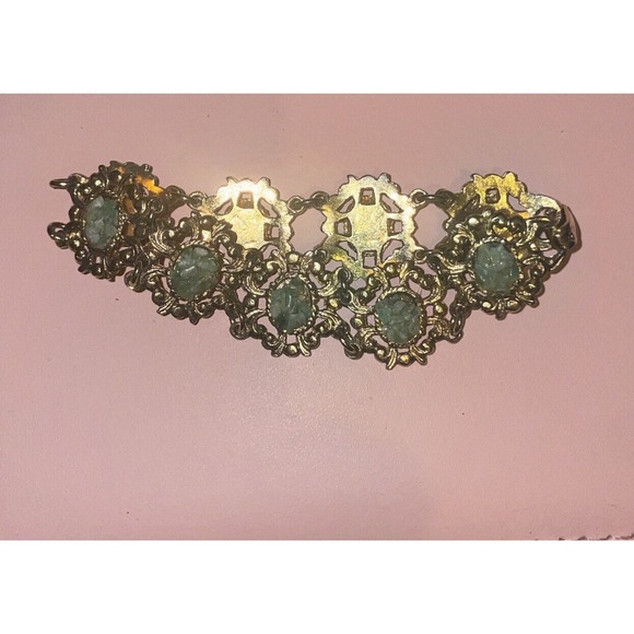 VINTAGE Gold Tone Crushed Faux Green Jade Stone Statement Link Bracelet Size 7.5 - Picture 3 of 3